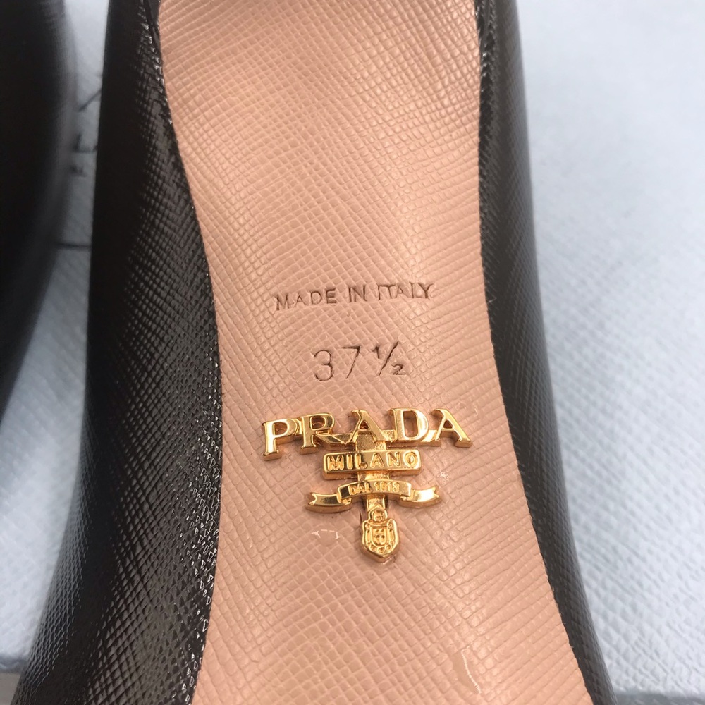 Prada Shoes Prada Heels NWB 1/2 size off 37L 37.5R - Picture 13 of 14